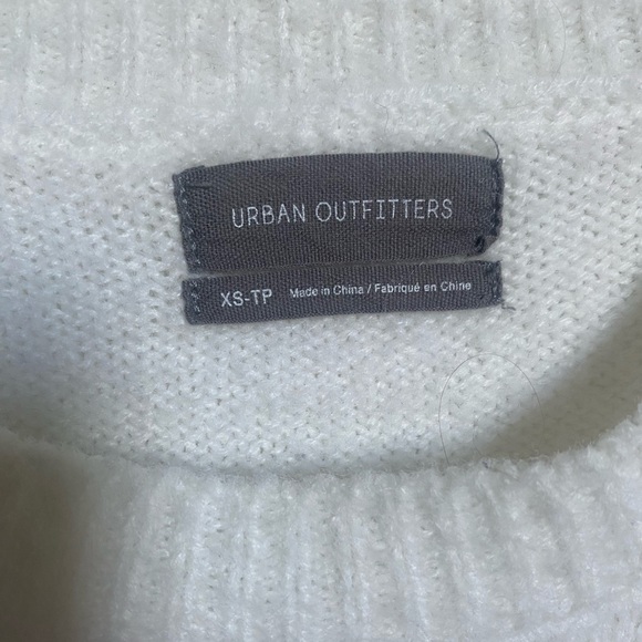 Urban Outfitters Fuzzy Cropped Sweater - Picture 3 of 3